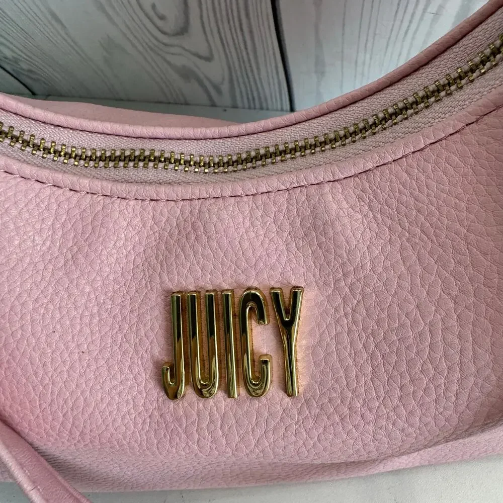 Juicy Couture Shoulder Bag Dusty Blush Gold Name Logo Chain Pebbled